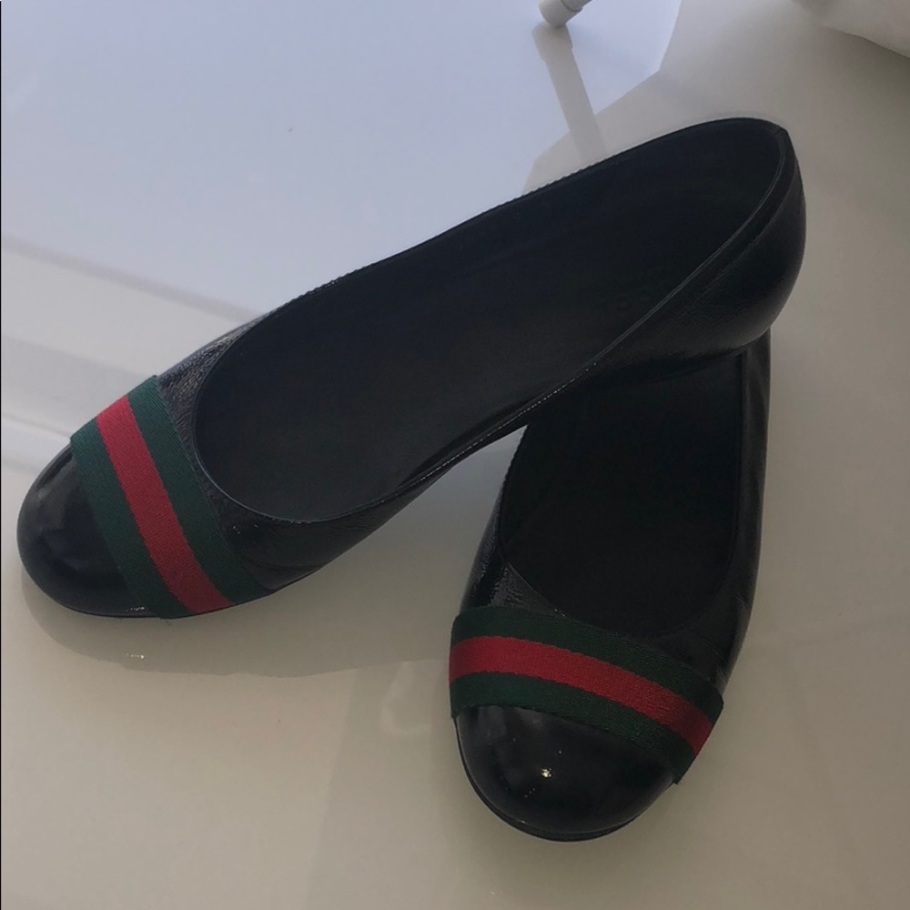 Gucci flats